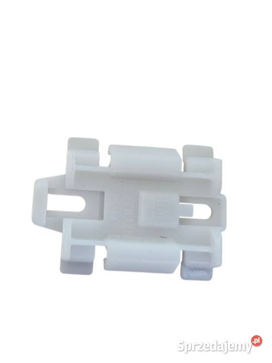 Spinka mocowanie listwy bocznej Opel Omega Łódź sprzedam