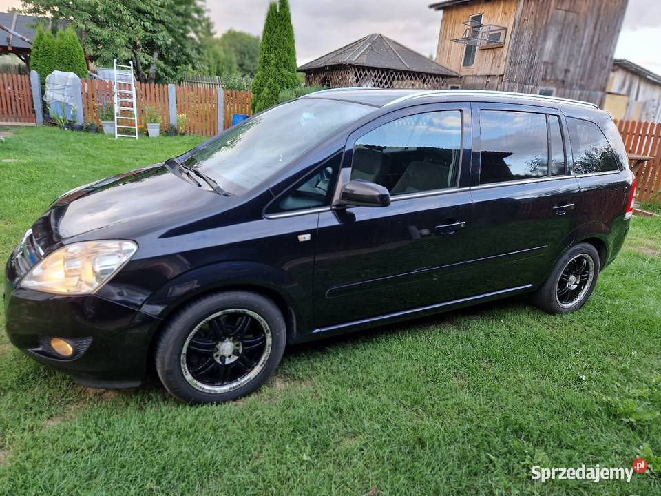 Opel Zafira B 17 cdti 2009r 7osobowa tempomat Czersk sprzedam