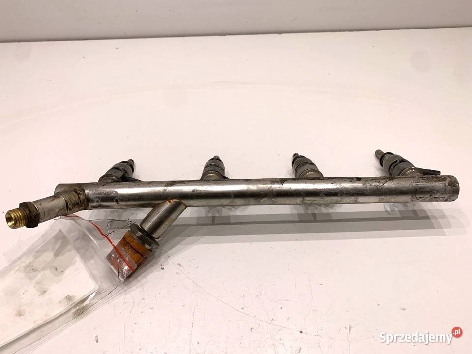 LISTWA WTRYSKOWA Z WTRYSKAMI AUDI A6 C7 079095A