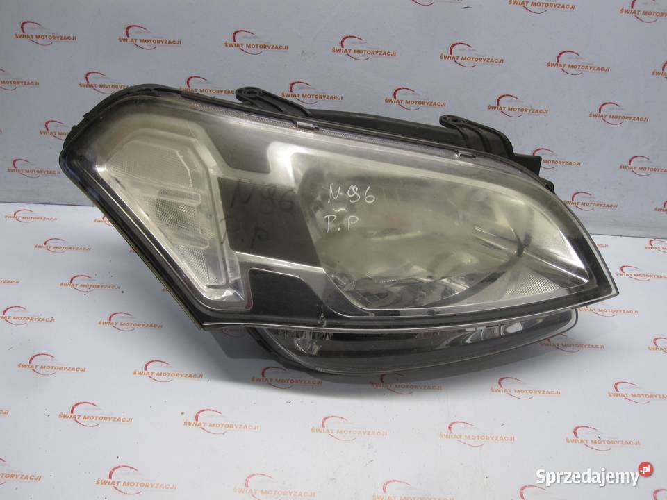 KIA SOUL 16 09r lampa prawa przód ANGLIK Oświetlenie Kielce