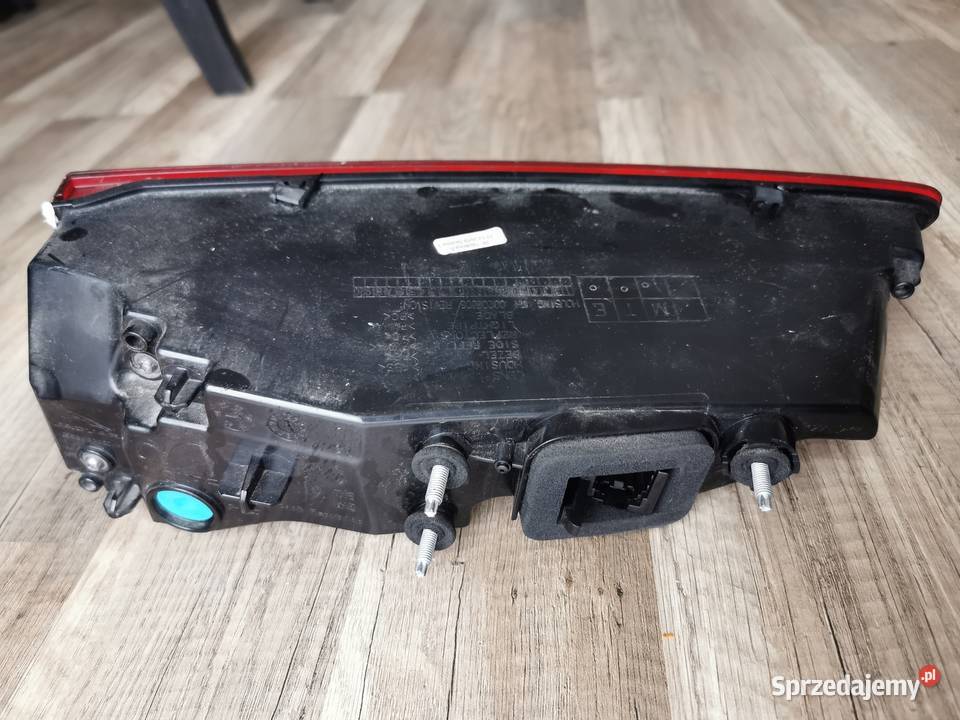 LAMPA PRAWA TYŁ TYLNIA JAGUAR IPACE J9D313A420AB lampy tylne Pielgrzymka