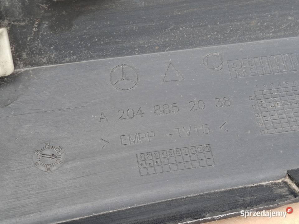 MERCEDES CKLASA W204 KOMBI LIFT ZDERZAK TYŁ Bieleń sprzedam