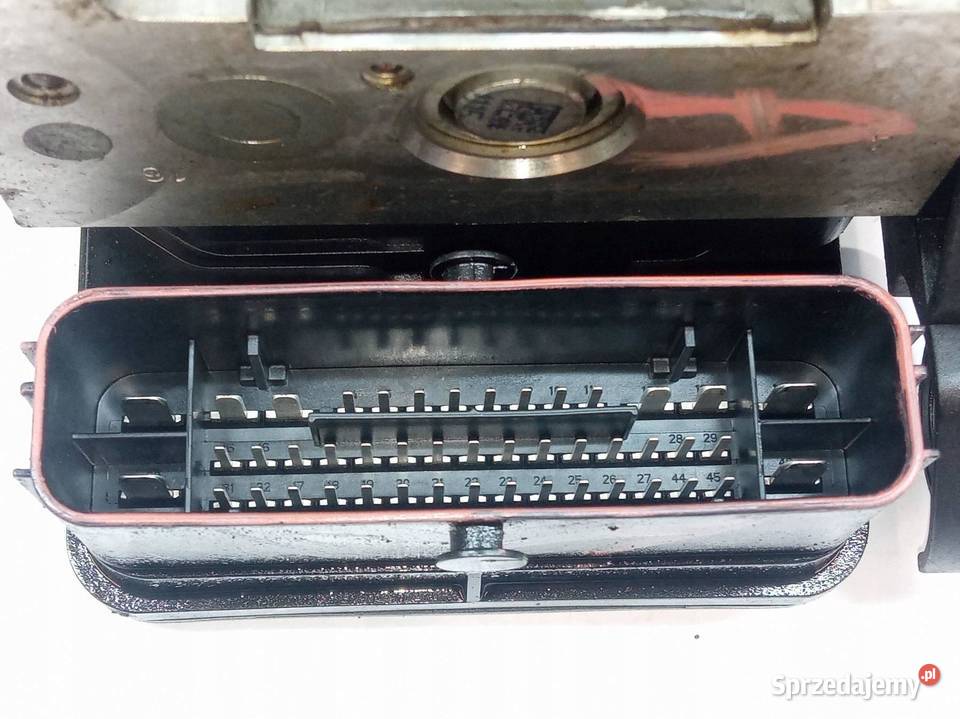 POMPA ABS 5Q0614517BK VW Volkswagen Passat VIII osobowe świętokrzyskie