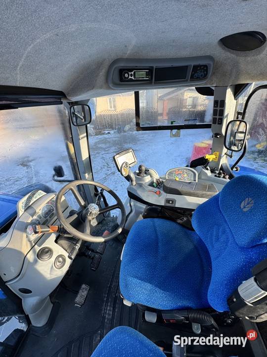 holland t7 250 power command WOM 540/1000 obr. Celin