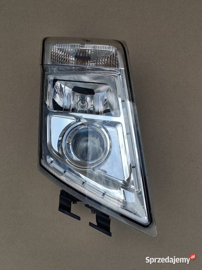VOLVO FH13 FM REFLEKTOR PRAWY H7 LAMPA PRAWA lubuskie Bieleń sprzedam