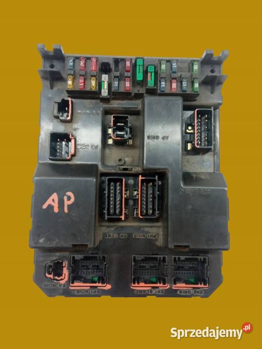 SKRZYNKA BSI 9651196980 J0400 Peugeot 307 I Skrzynki bezpieczników