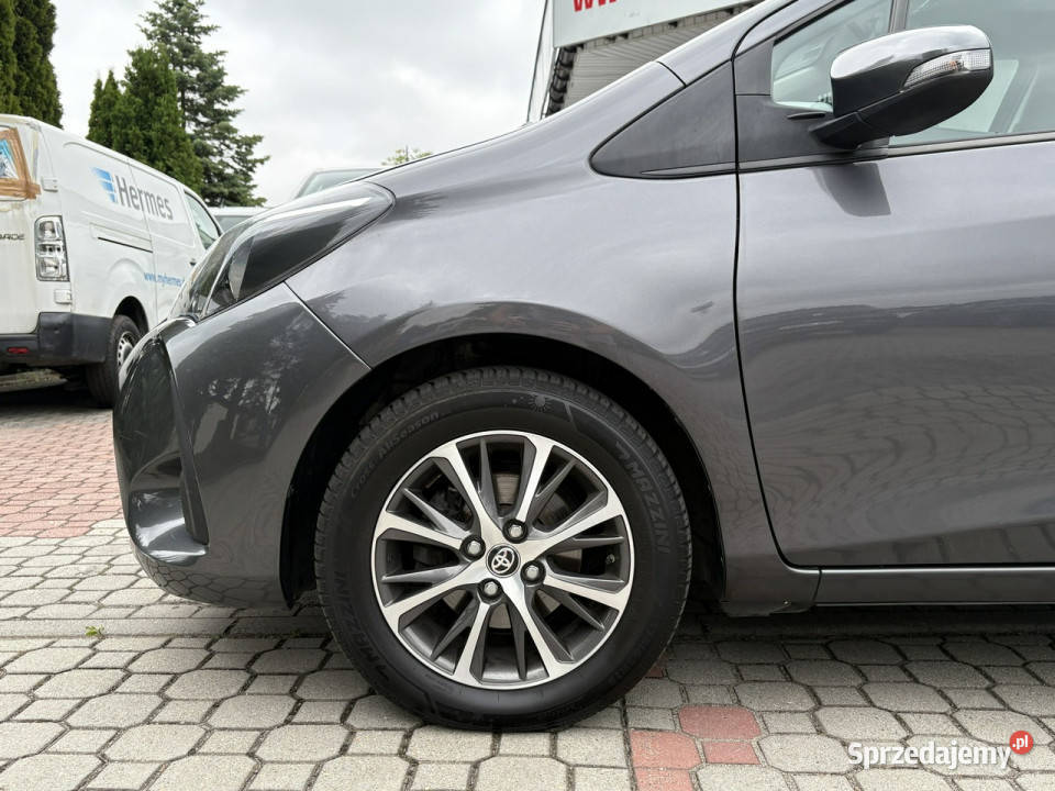 Toyota Yaris 15 Automat Krajowy Niski Przebieg serwisowany w ASO Yaris Tarnowskie Góry