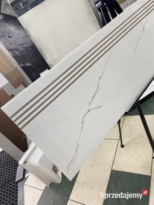Stopnica schody gres 30x120 Calacatta carrara małopolskie Zakopane