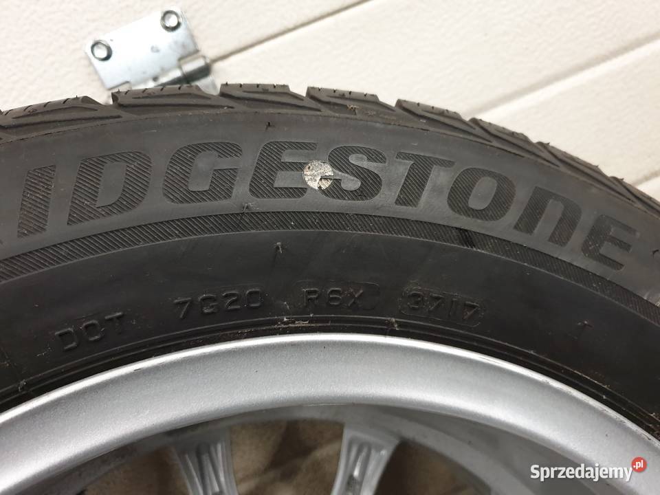 4 20560 R16 92H Bridgestone Blizzak LM32 750mm 16cale Katowice
