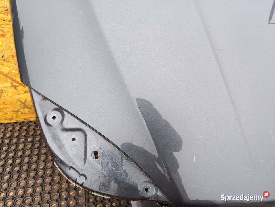 RENAULT MEGANE III CABRIO KLAPA TYŁ NV676 osobowe wielkopolskie Zbierkowo