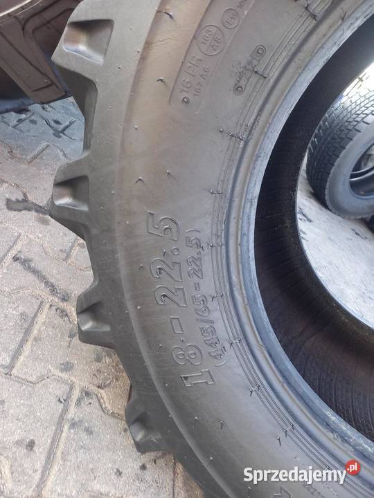 Opona używana 44565225 44565R225 18225 BKT 800 Zaścianki
