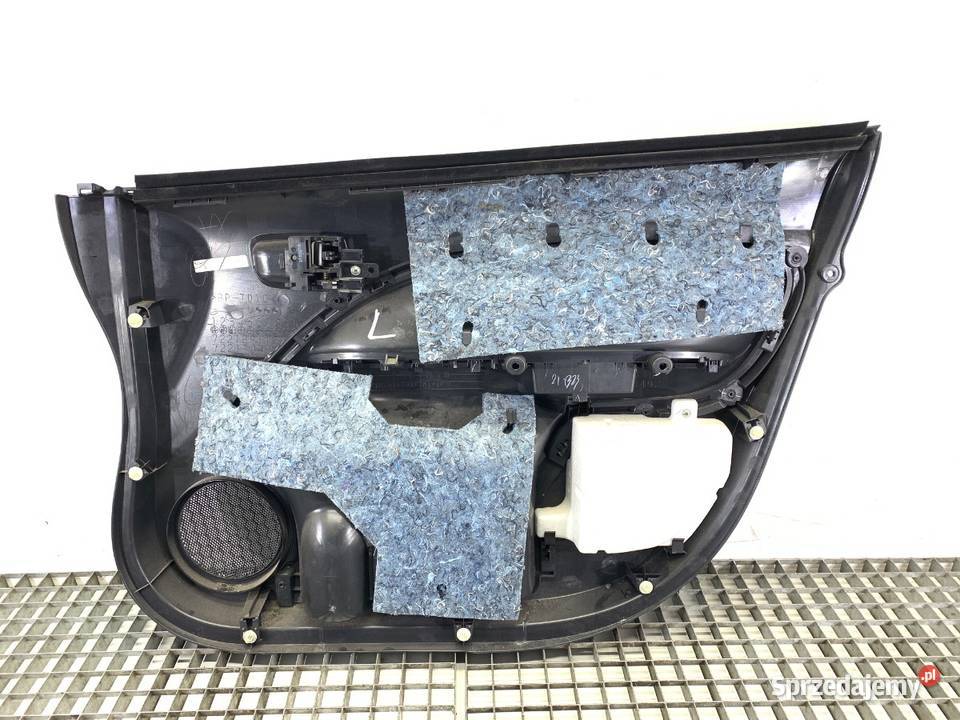 BOCZEK DRZWI LEWY PRZÓD MITSUBISHI MIRAGE SPACE