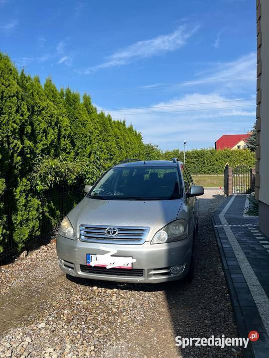 Toyota Avensis Verso 2000cm3 lubelskie Malinówka sprzedam