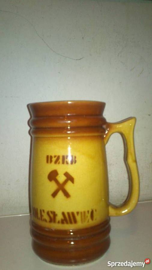 Kufel barbórkowy ceramiczny beżowobrązowy 1982r beżowy Wrocław