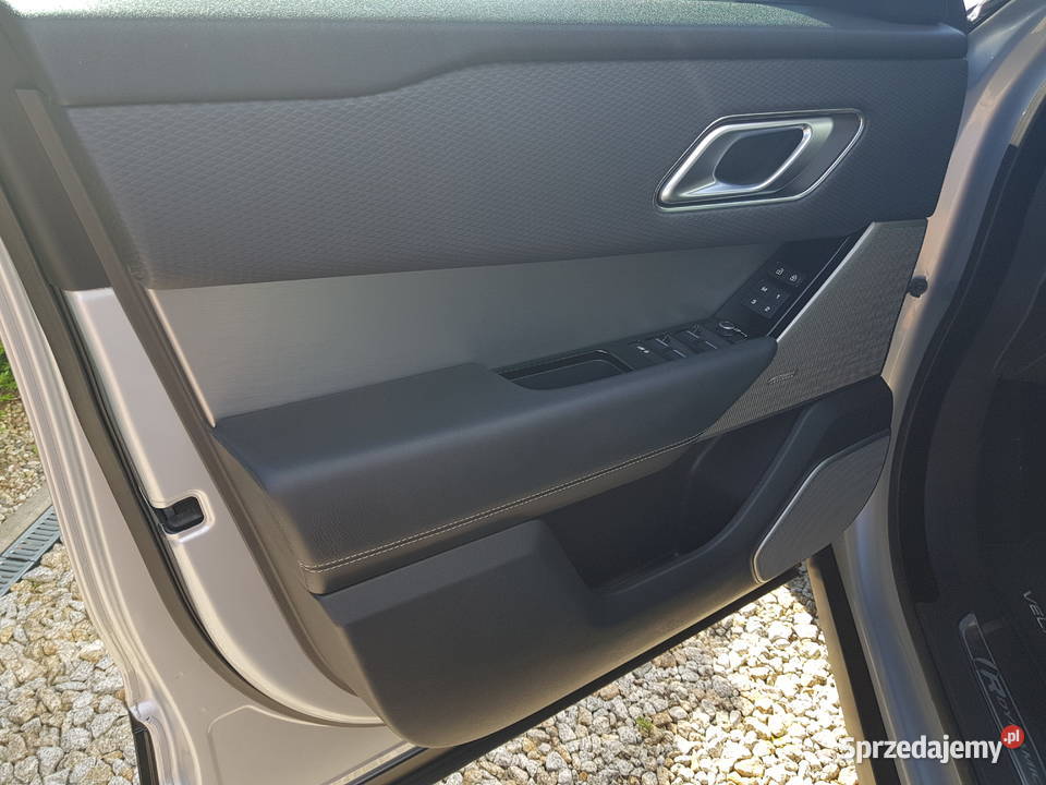Land Rover Velar 20 R Dynamic S 30000km Range Rover Velar Września sprzedam