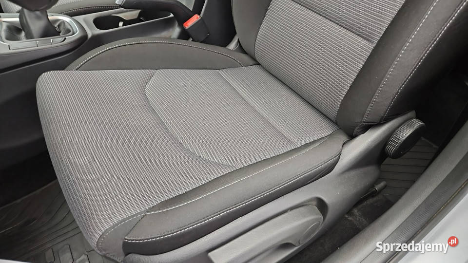 Hyundai i30 TGDI Modern Z Polskiego Salonu wielofunkcyjna kierownica Warszawa