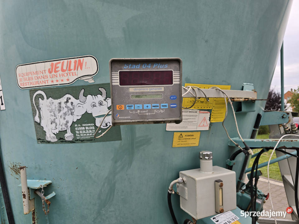 Wóz paszowy JEULIN POWER 14 14 m3 Baliki sprzedam