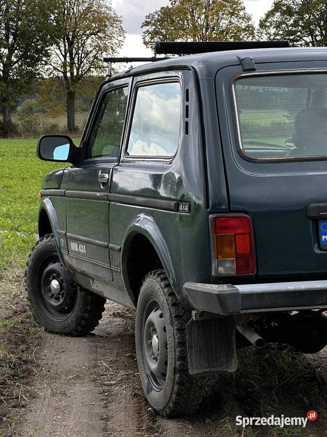 Lada Niva 4x4 z 2011 Benzyna 17 benzyna Sypniewo