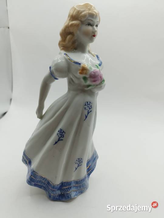 Figurka dziewczyna blondyna w długiej sukni z Zamość sprzedam