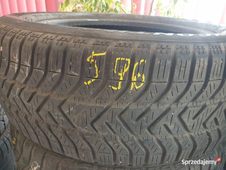 Opona Pirelli Snowcontrol Serie3 20555r16 16cale Dobre Miasto sprzedam