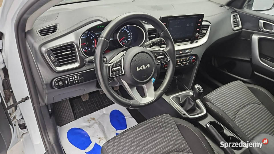 Kia Ceed Ceed 15 TGDI M Z Polskiego Salonu Warszawa sprzedam