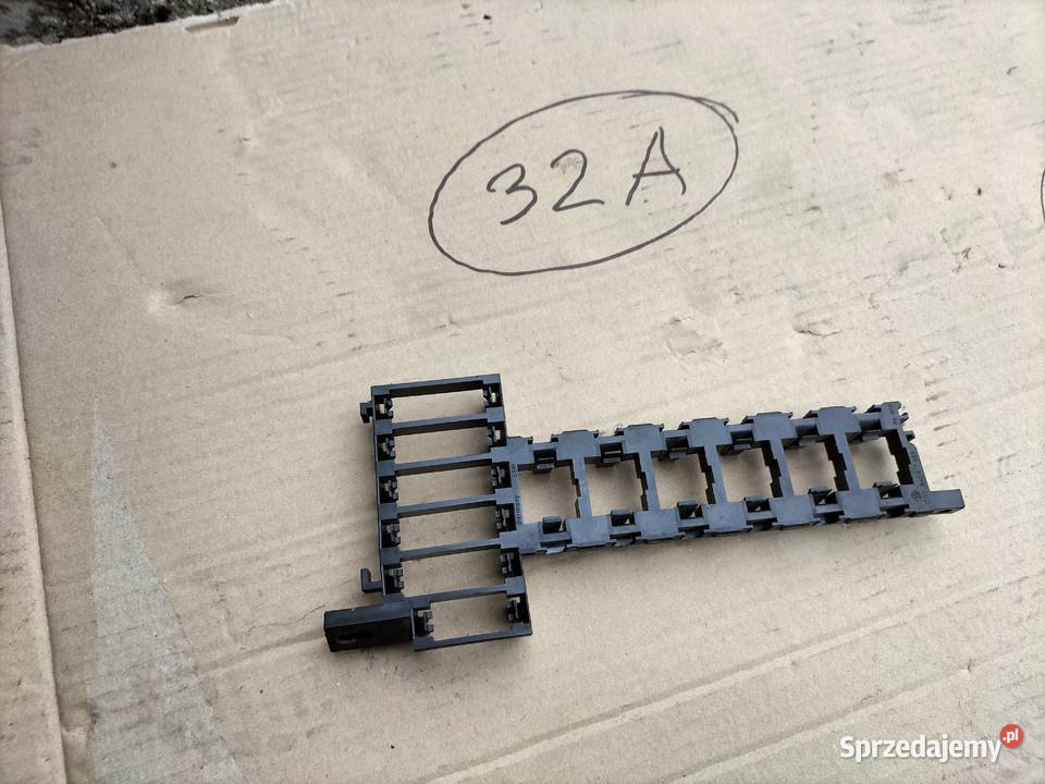 AUDI 80 B4 80B4 8A1937503 UCHWYT SKRZYNKA