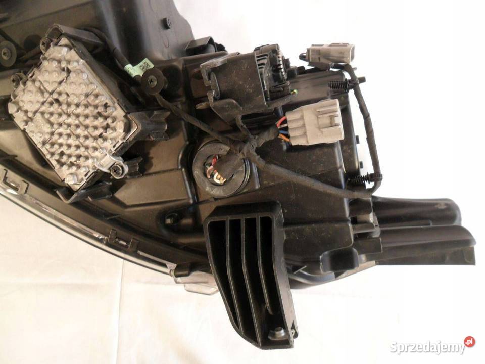 Reflektor Przód strona prawa Mitsubishi Nowy Tomyśl