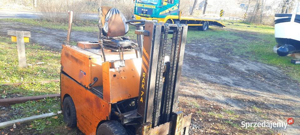 Wózek widłowy rak Suchedniów silnik C330 Ursus