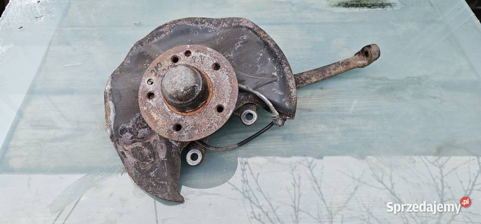 Zwrotnica prawy przód mercedes w210 32 cdi Zbąszyń