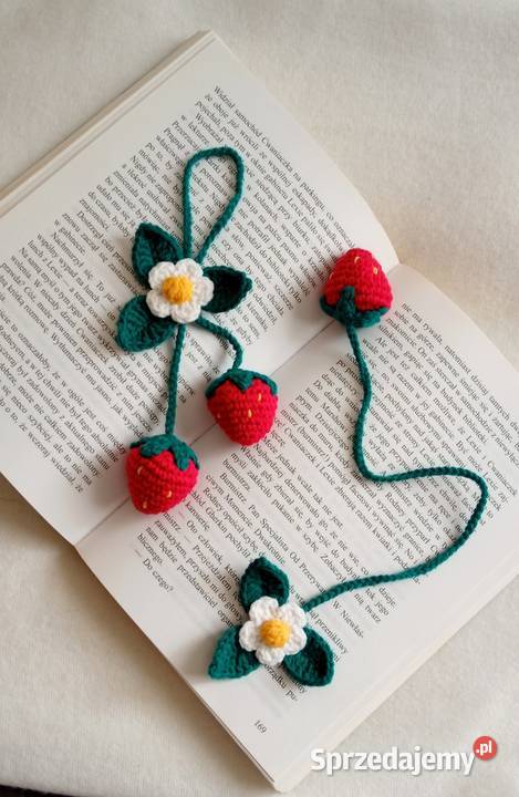 Truskawki wykonane na szydełku Łask