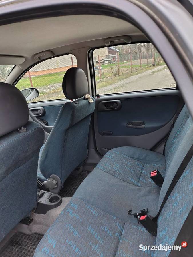Opel Corsa 12 Benzyna stan 190 manualna