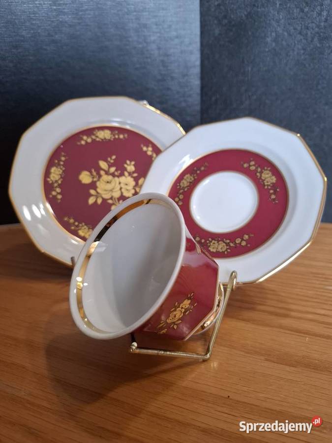 Zestaw filiżanka i dwa tależyki