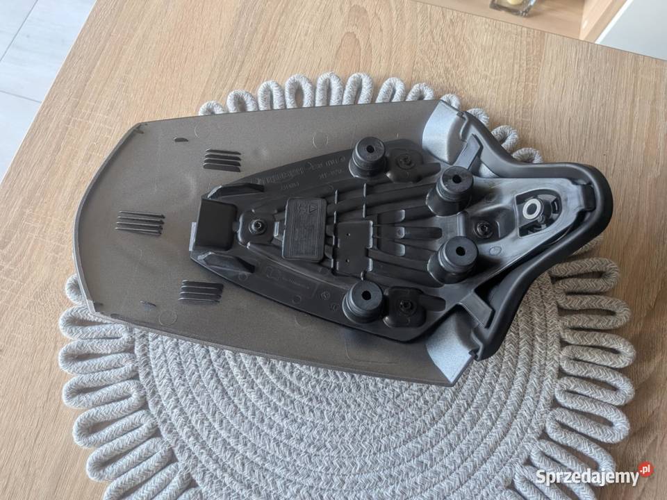 Owiewka osłony siedzenia pasażera Triumph Speed Wrocław