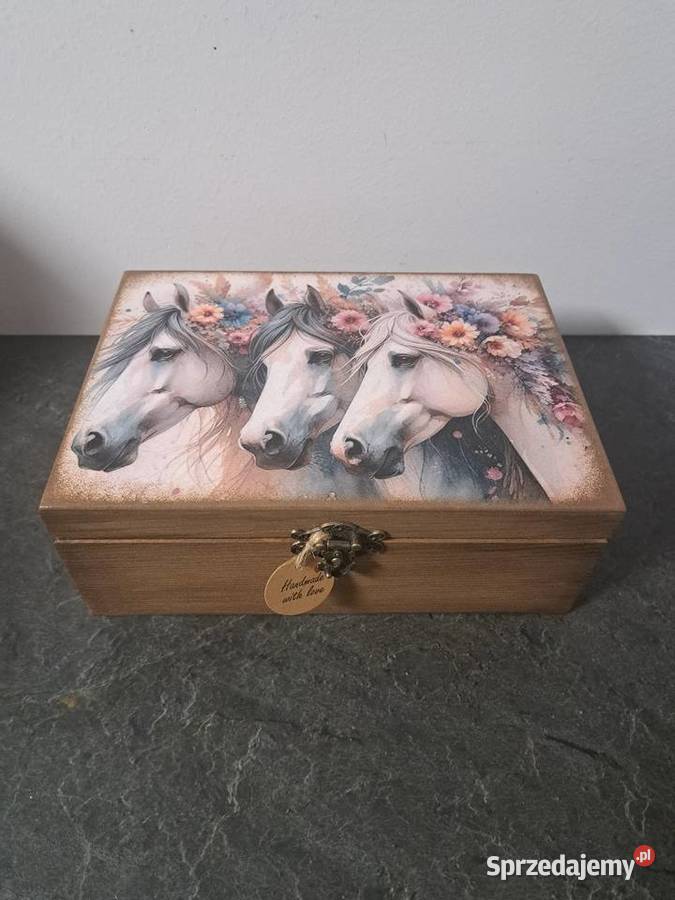 Szkatułka drewniana z końmi decoupage Kędzierzyn-Koźle