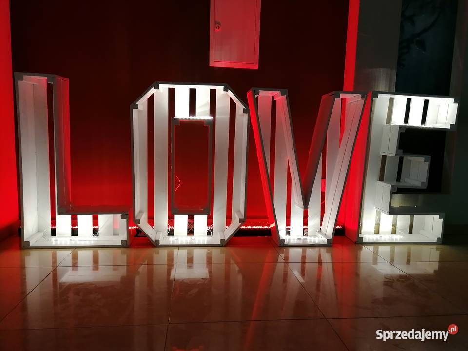 Wynajem drewnianego napisu LOVE Lublin