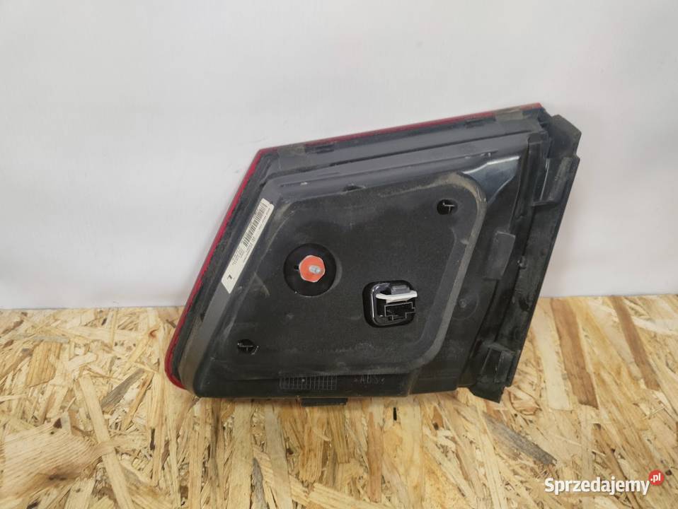 Lampa Klapy Bagażnika Lewa Mercedes W212 Kombi sprzedam
