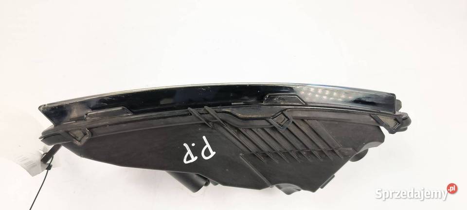 HALOGEN PRAWY SKODA OCTAVIA III 5E0941700 osobowe kujawsko-pomorskie Lipno