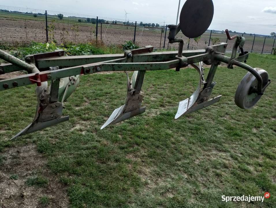 Pług 3 skibowy zagonowy Eberhard łódzkie Piotrków Trybunalski