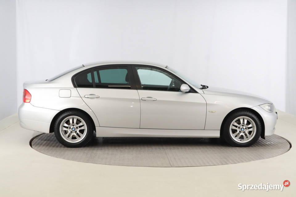 BMW 3 318 i 95KM