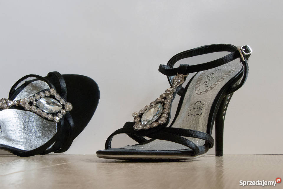 Sandały na obcasie Lace Doll 36 czarny Radom sprzedam
