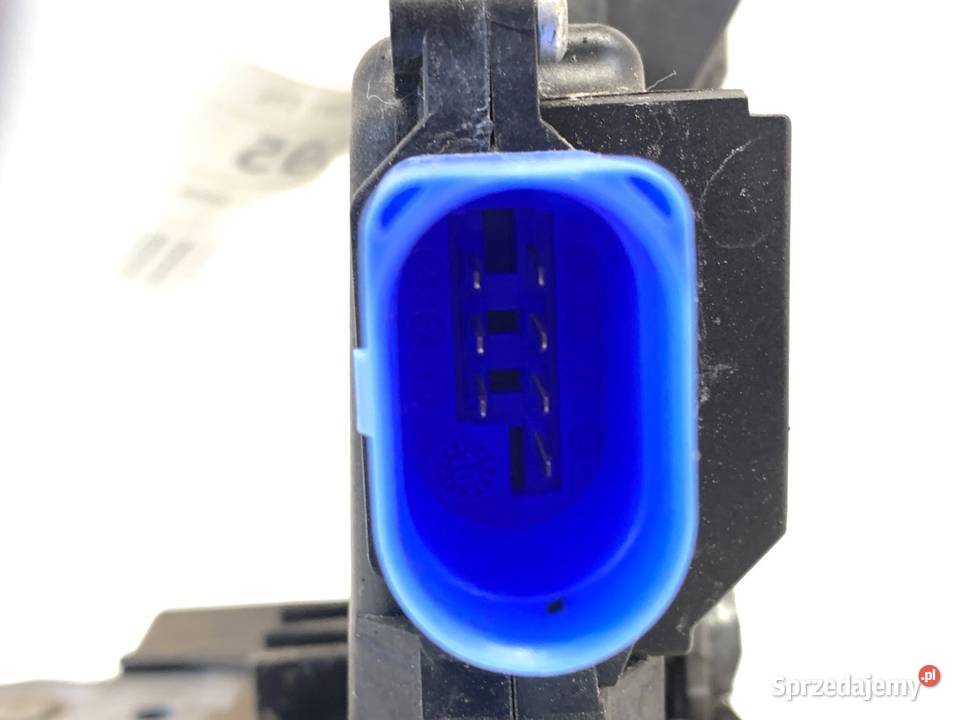 ZAMEK DRZWI PRAWY TYŁ SKODA ROOMSTER Van minibus