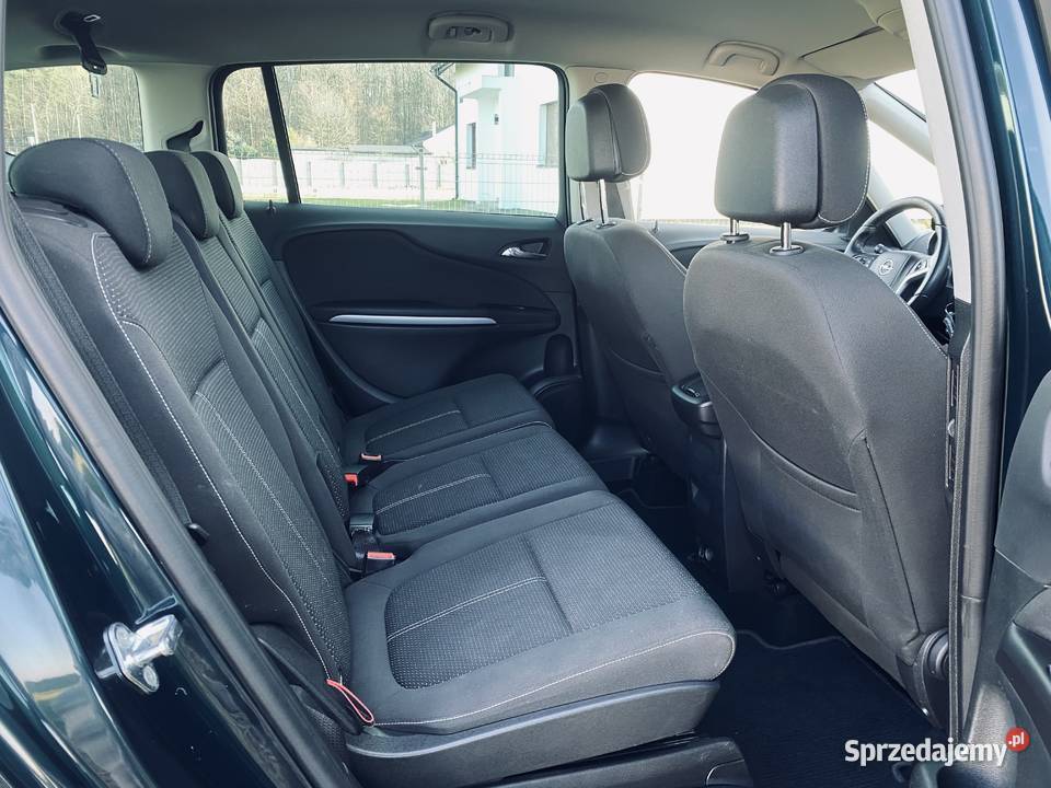 OPEL ZAFIRA C 7osobowy świeżo sprowadzony 4/5 śląskie Panki sprzedam
