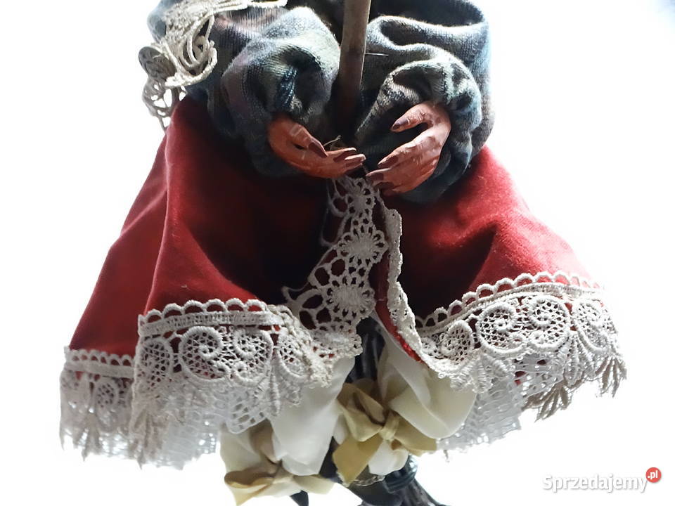 Duża Lalka Czarownica Baba Jaga Na Miotle Biłgoraj