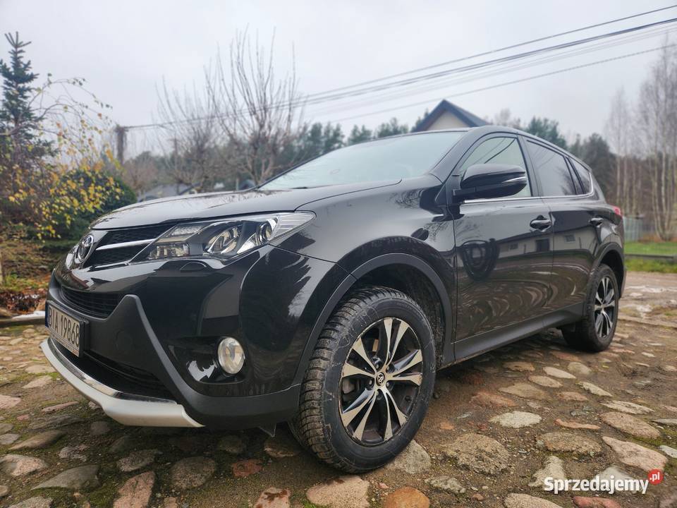 Sprzedam Toyota RAV4 4x4 salon 2015 I właśc sprzedam