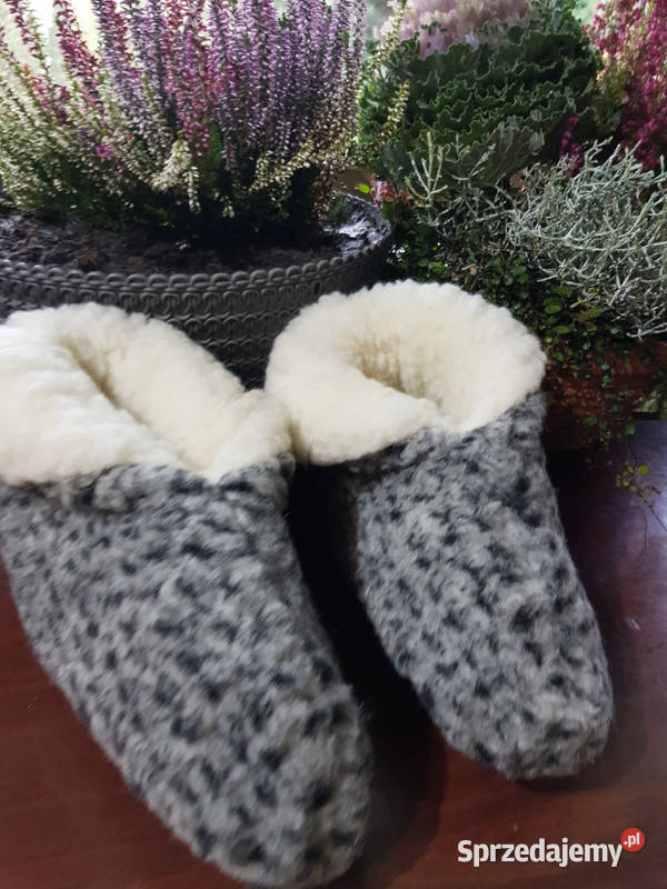 Kapcie trepki papcie pantofle góralskie bambosze Sandały i klapki Kielce