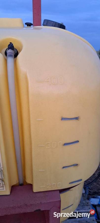 Opryskiwacz 400L lanca 12mb