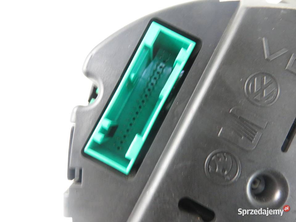 LICZNIK SKODA FABIA I 12 BMD 6Y0920860M osobowe