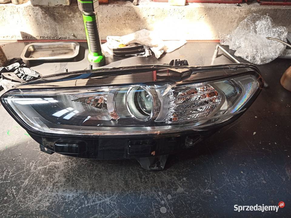 Lampa przód lewa Ford Mondeo MK5 Europa