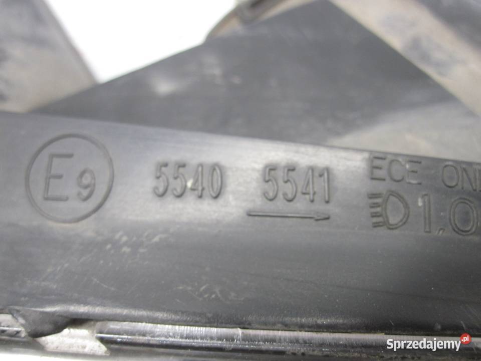 VW EOS 08r lampa prawy przód 1Q2941006D ANGLIK osobowe świętokrzyskie Kielce sprzedam