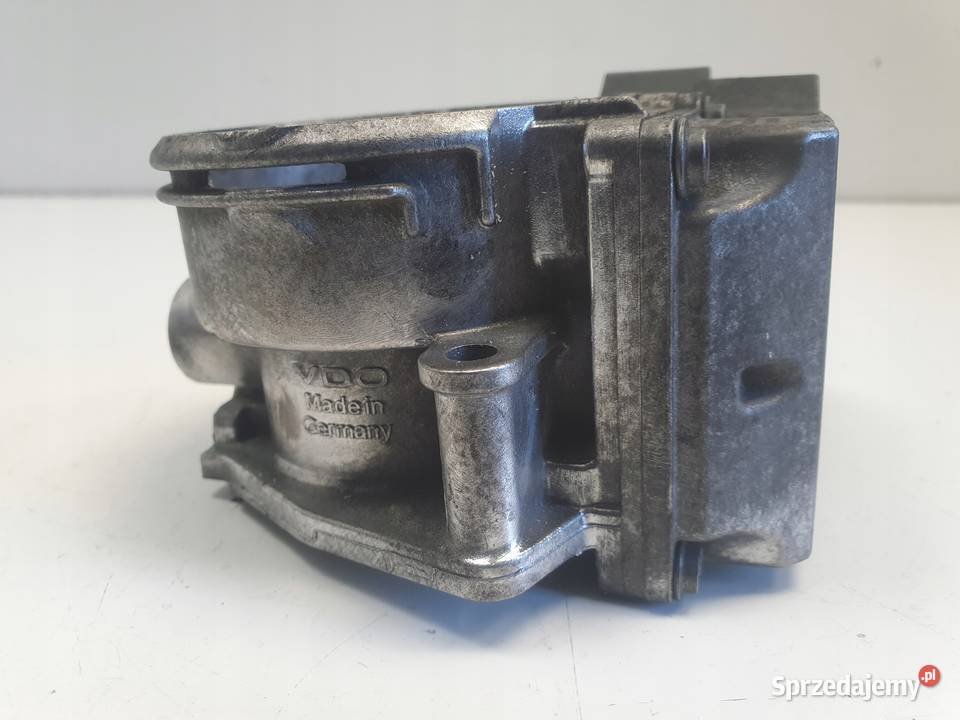 VW Golf V 19 TDI PRZEPUSTNICA 03G128063C osobowe